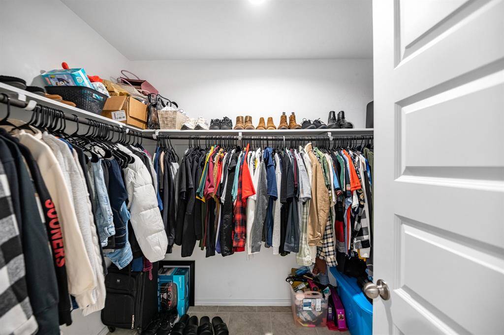 Primary closet.
