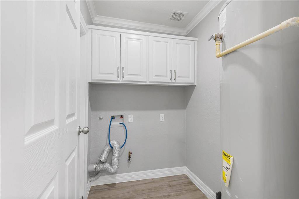 laundry room IN THE HOME near the dining area