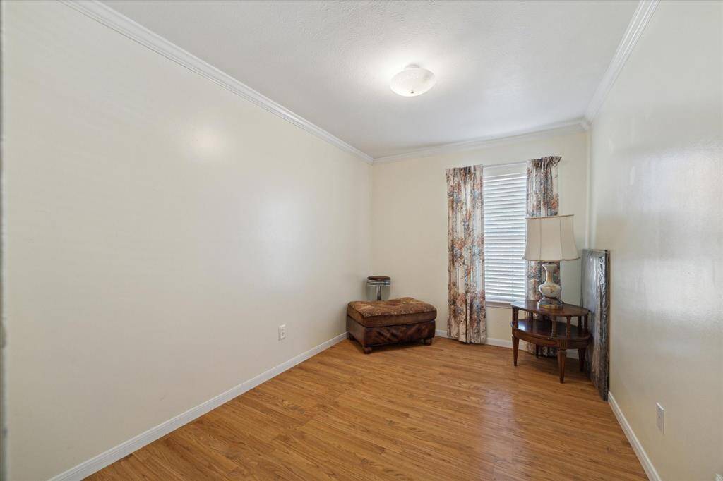 Guest bedroom 3.