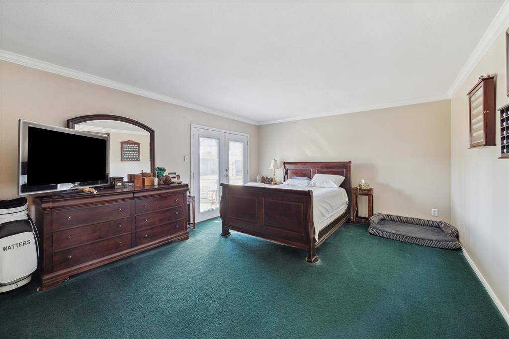 Primary Suite located on the 1st floor.