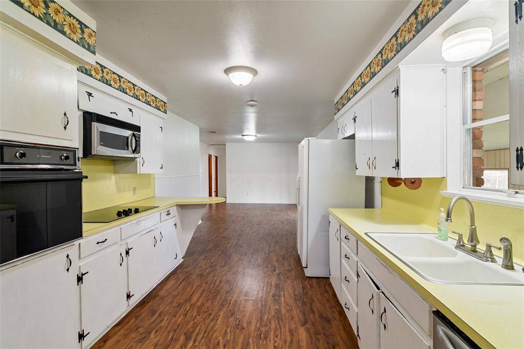 Kitchen with ample cabinet space