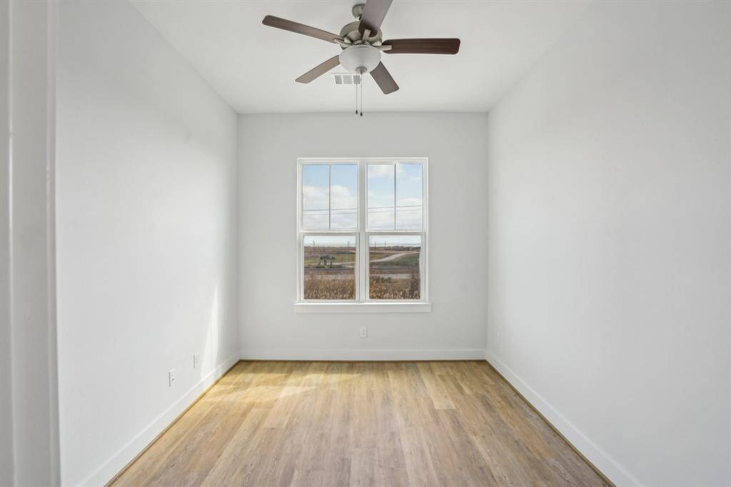 Guest bedroom #1 offers incredible beach views.