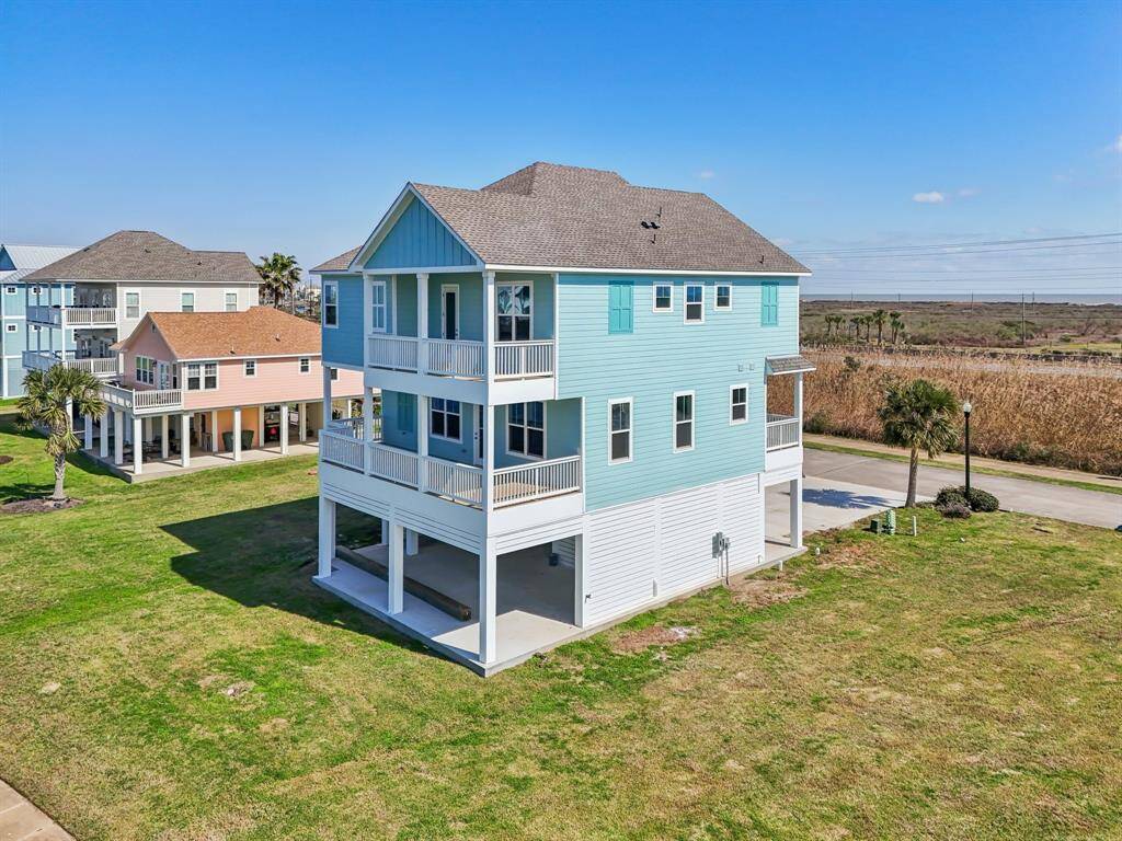 Located between the beach and the bay.