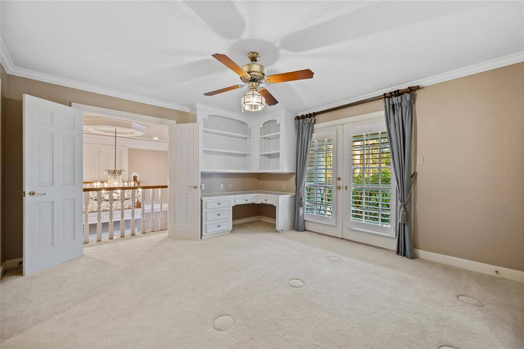Bedroom upstairs has built ins...