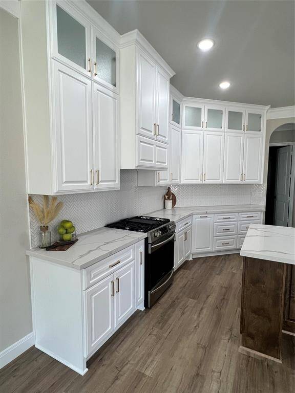Other Interior Picture with Similar Views from the Kitchen Open to the Living Area Built by Tx Best Home Builders.
