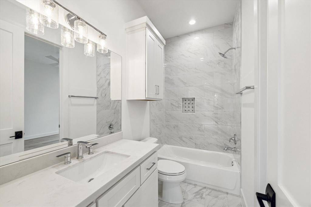 Secondary bath.