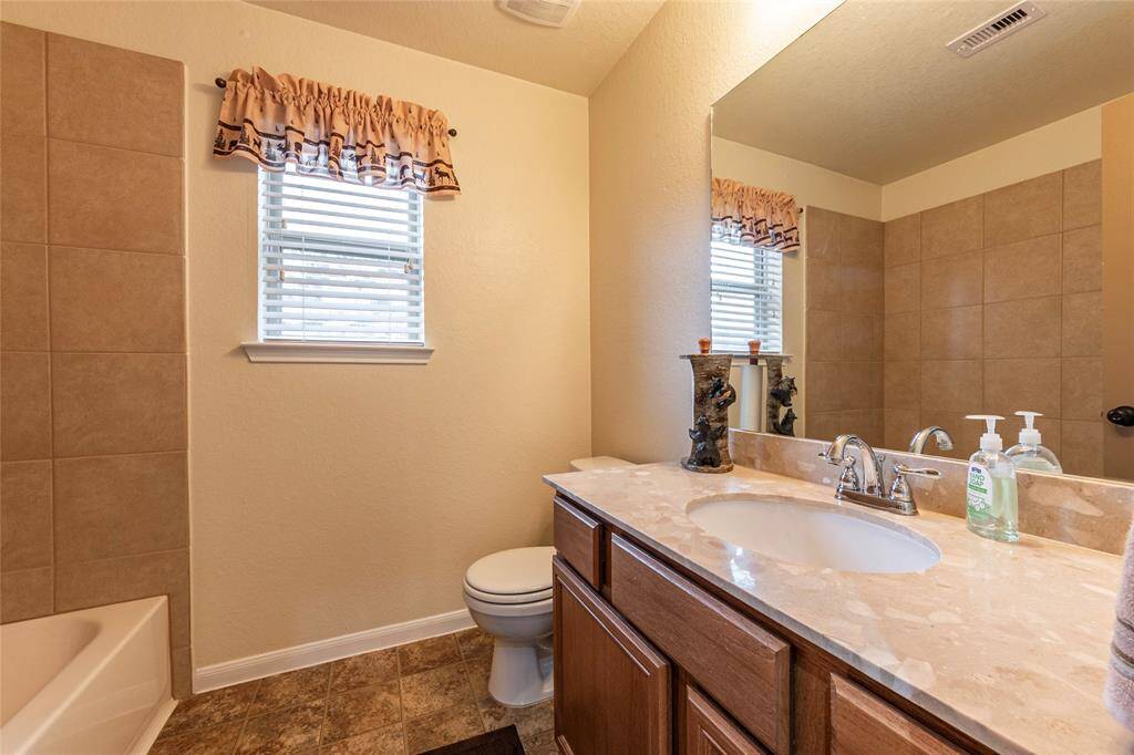 Secondary bathroom