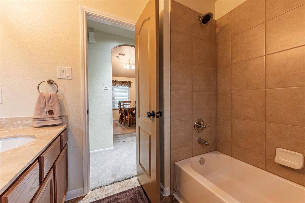 Tub/shower combo