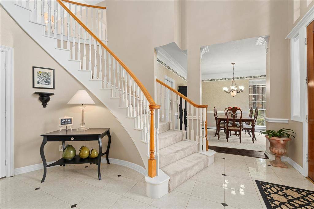 Another view of the foyer that looks into the formal dining room.  The hall closet in the foyer is HUGE.