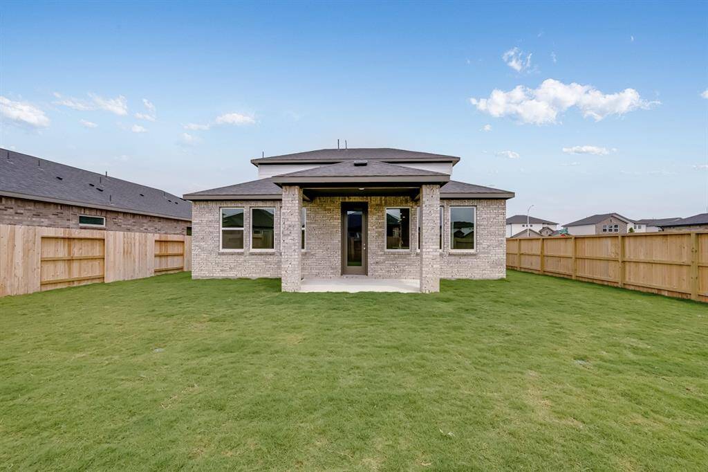 9739 Rialto Heights ~ Ready Now