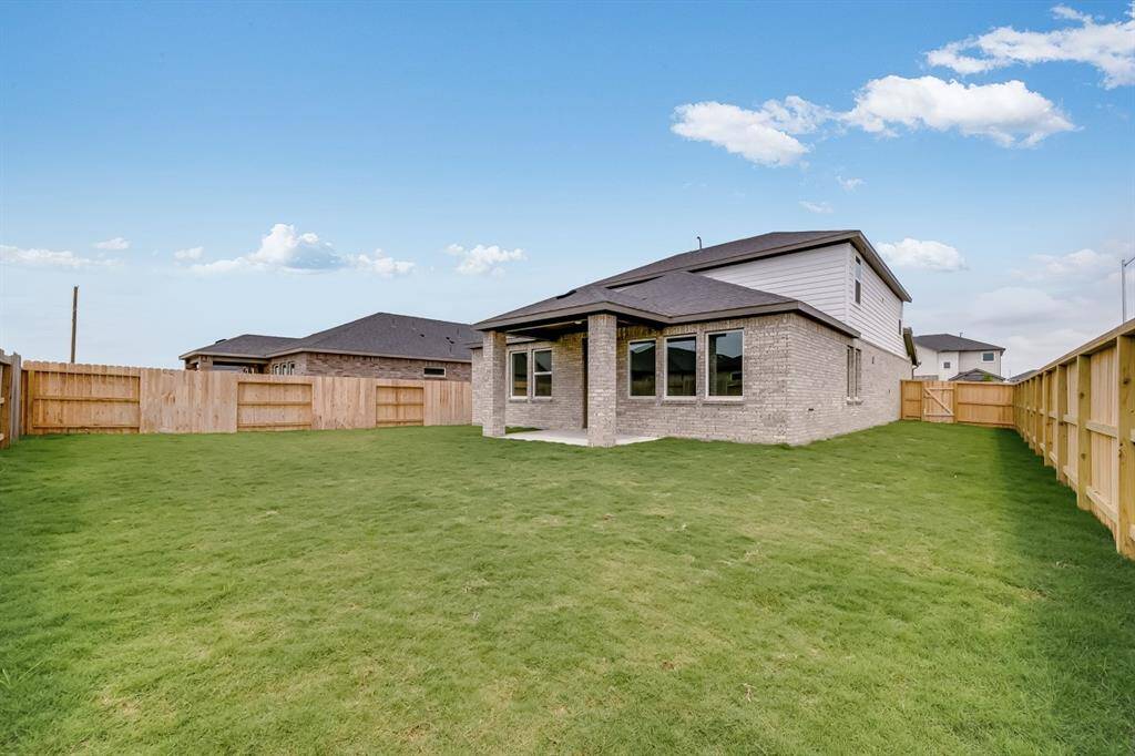 9739 Rialto Heights ~ Ready Now