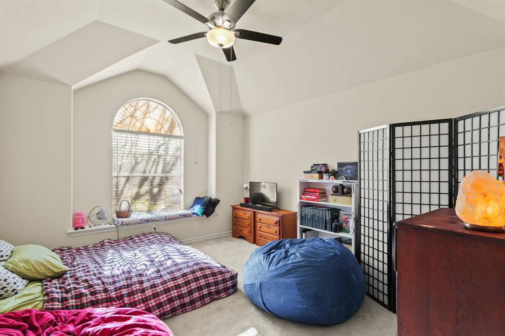 Secondary bedroom upstairs