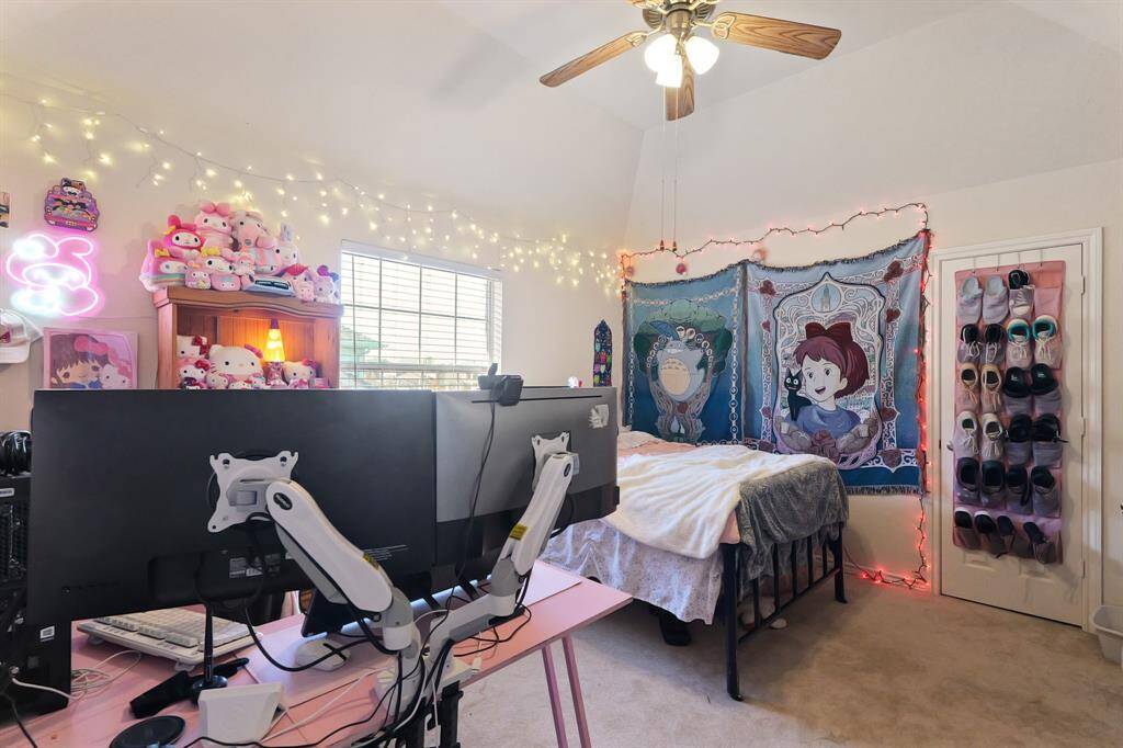 4th bedroom upstairs
