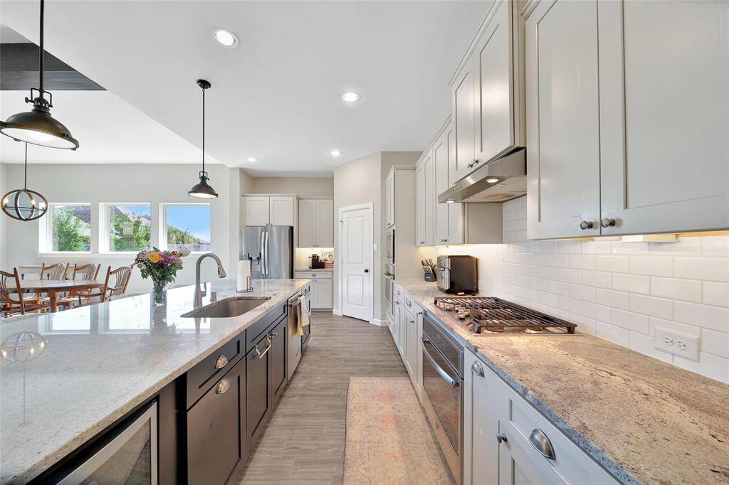 View of kitchen :3.