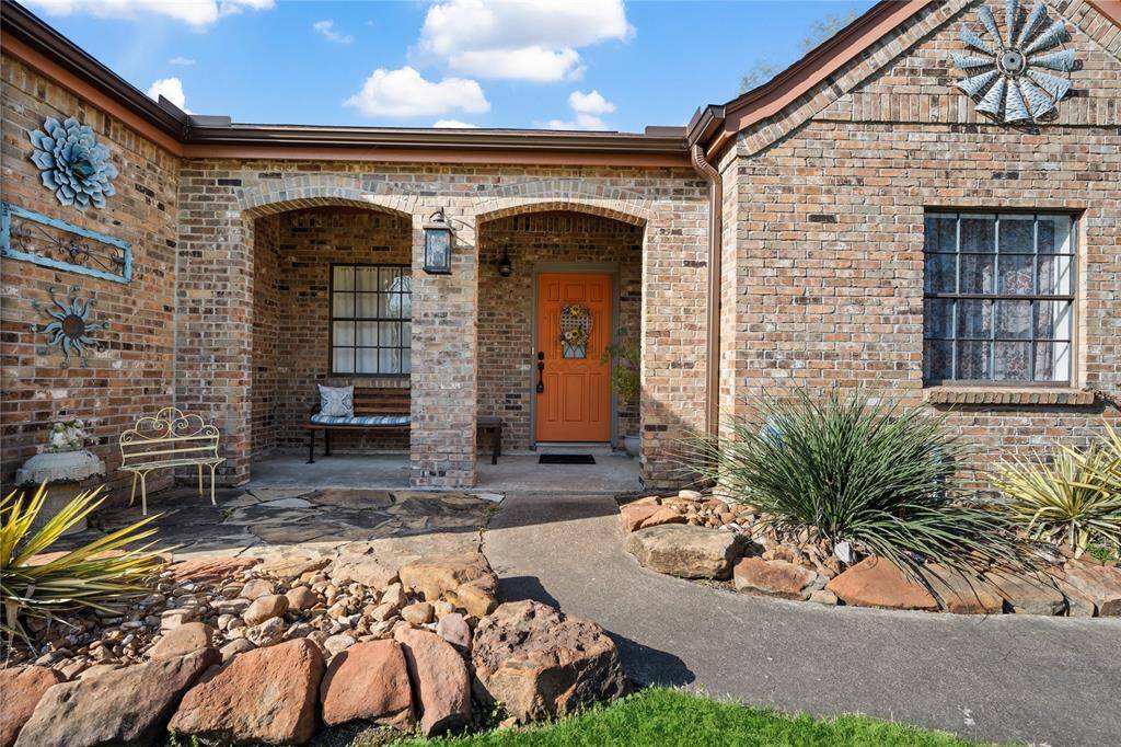 Your new porch will welcome people warmly!