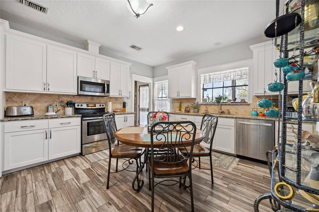 The kitchen is light and bright!