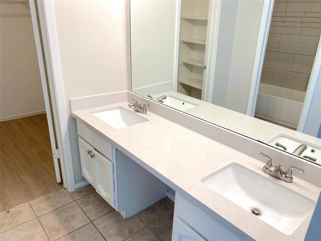 Primary bath with double sinks