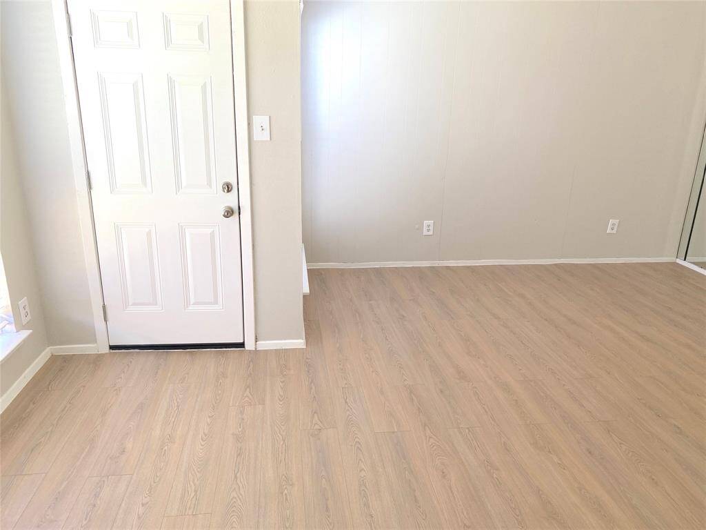 Exit door from Primary bedroom to patio