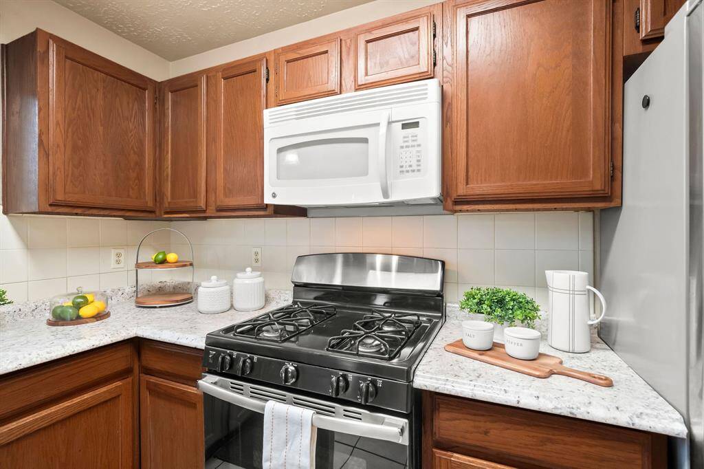 A gas cooktop for preparing your meals