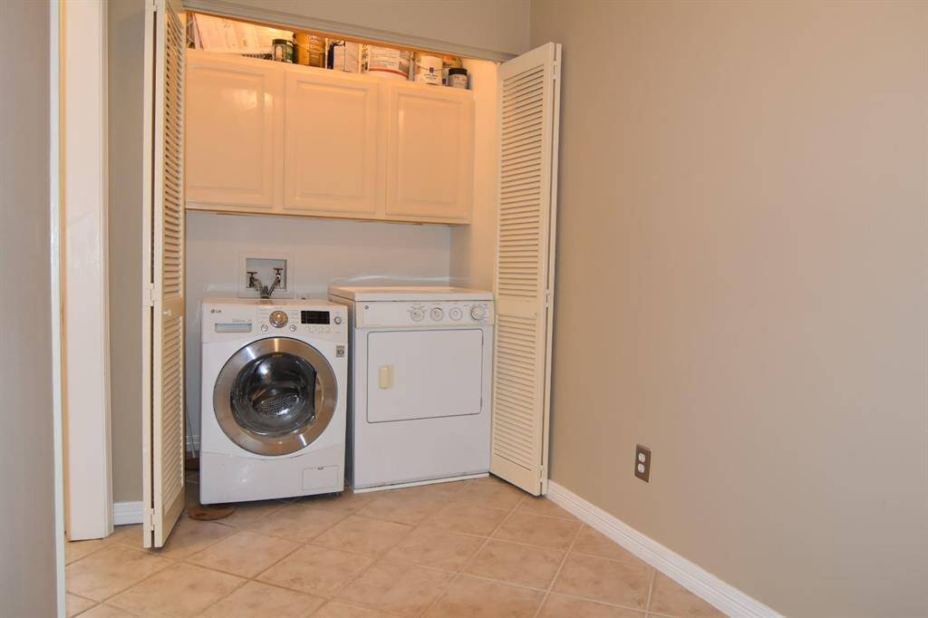 Washer and dryer included