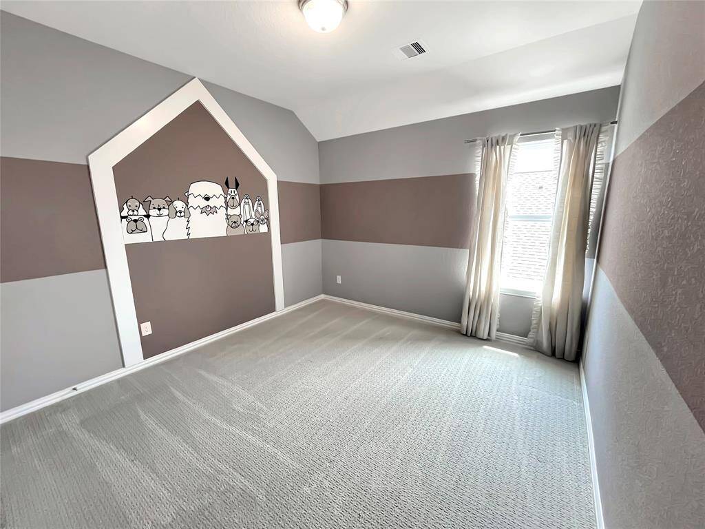The Robin- Bedroom 2.