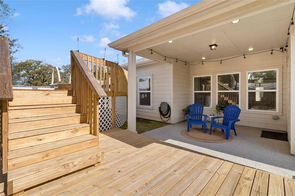 A recent addition, the above-ground pool is surrounded by beautifully crafted decking & maintains easy flow from the main living spaces indoors. A perfect setup for outdoor enjoyment & summer fun!