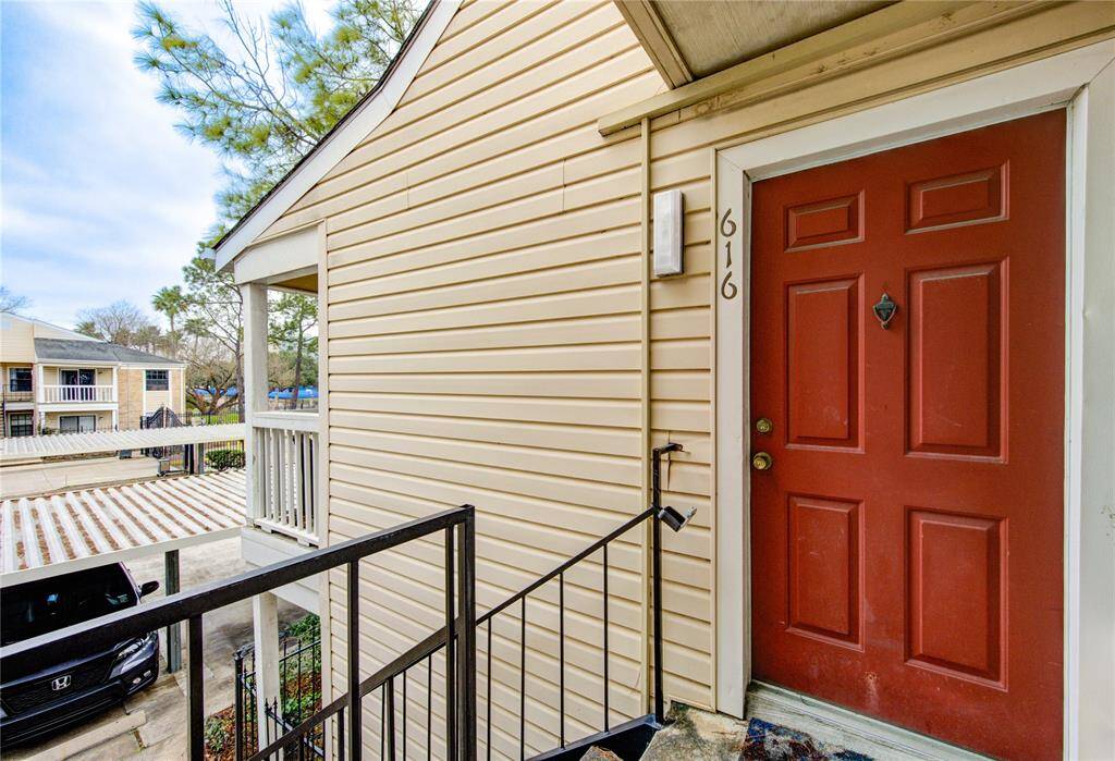 Side view of Front Door