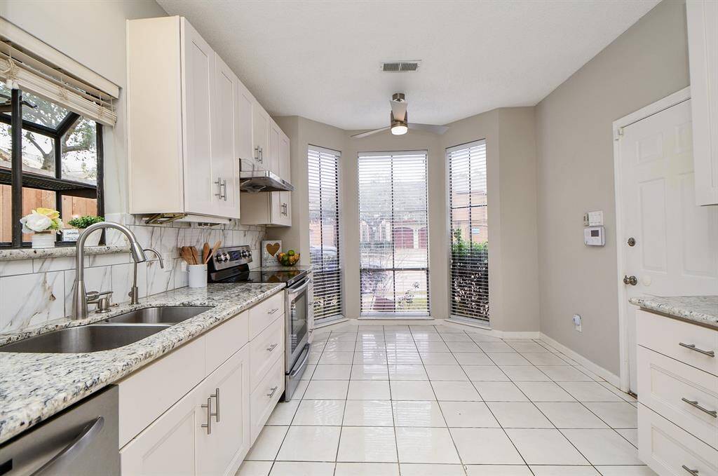 Breakfast room