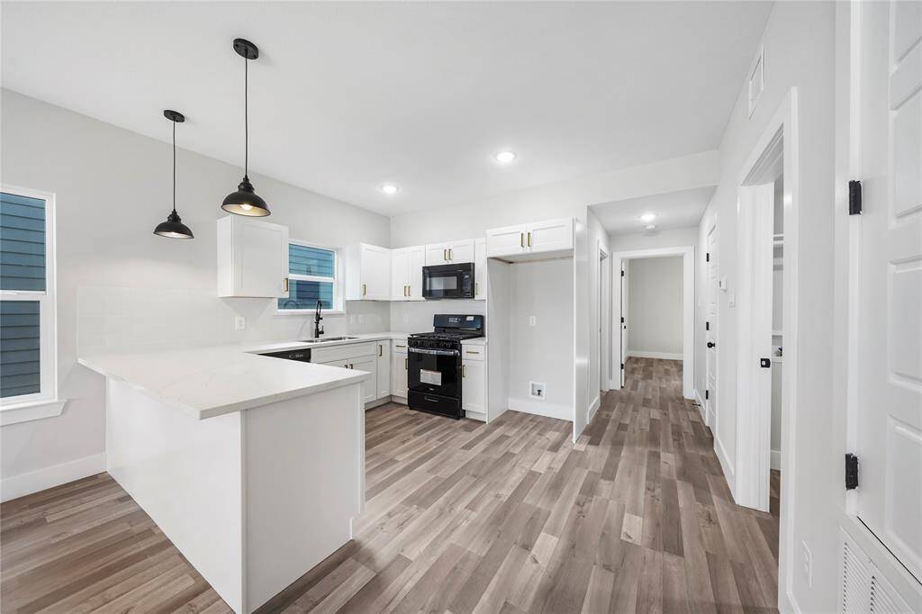 Photos of a different duplex to show similar finishes