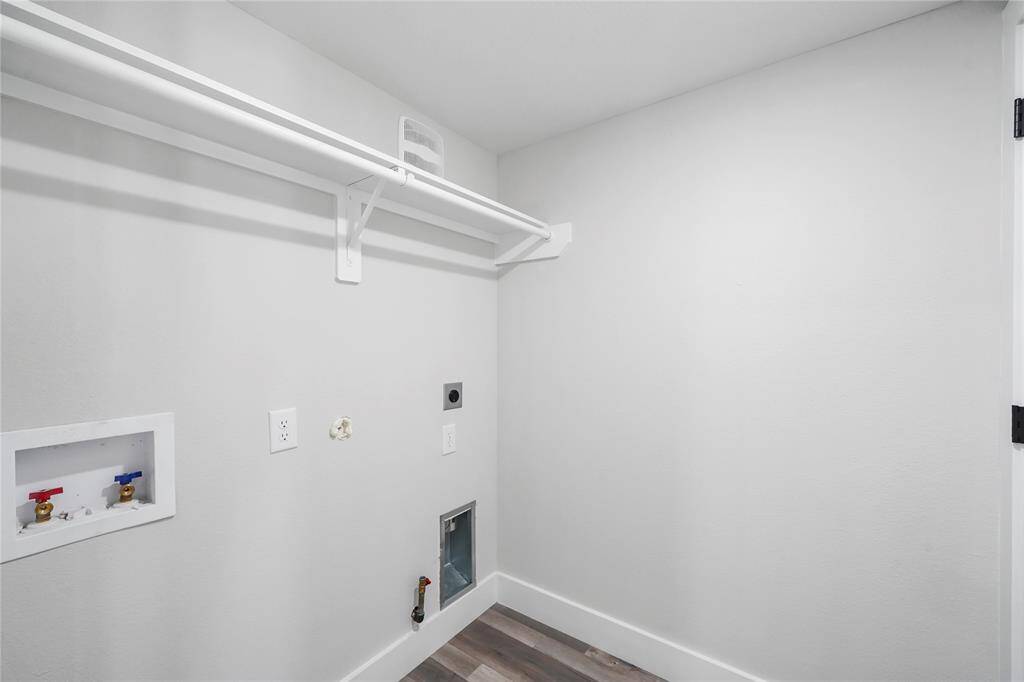 Photos of a different duplex to show similar finishes