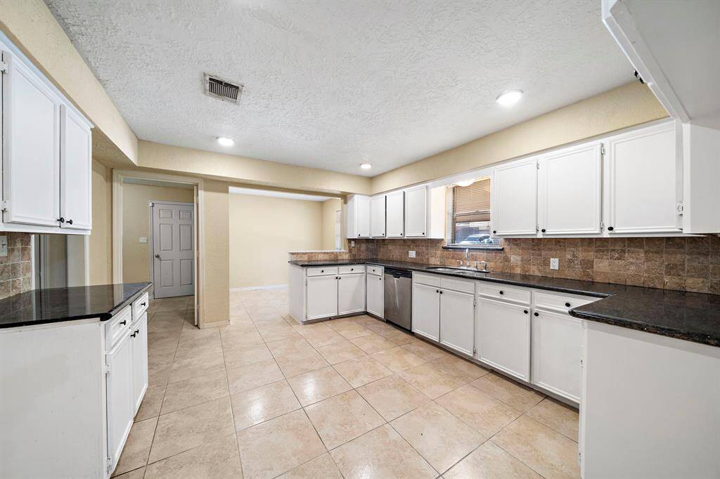 Diffrent view of kitchen