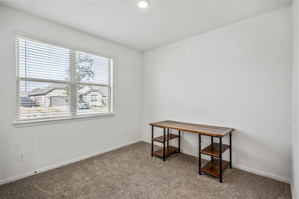 First floor office or 4th bedroom