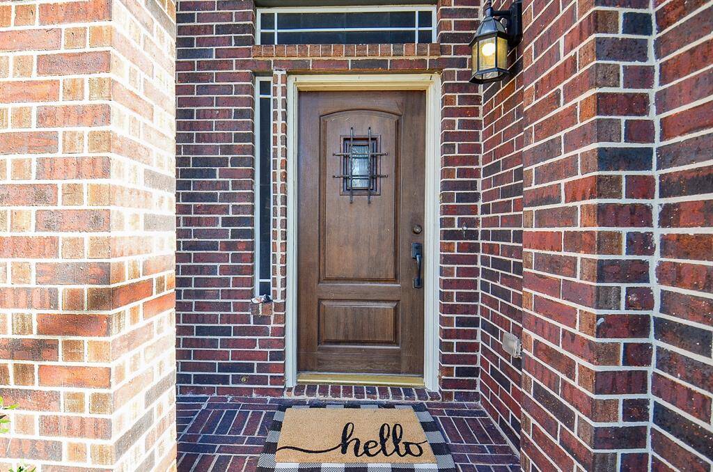 LOVE THE FUNCTIONAL BUILT IN MINIATURE SECURITY DOOR.