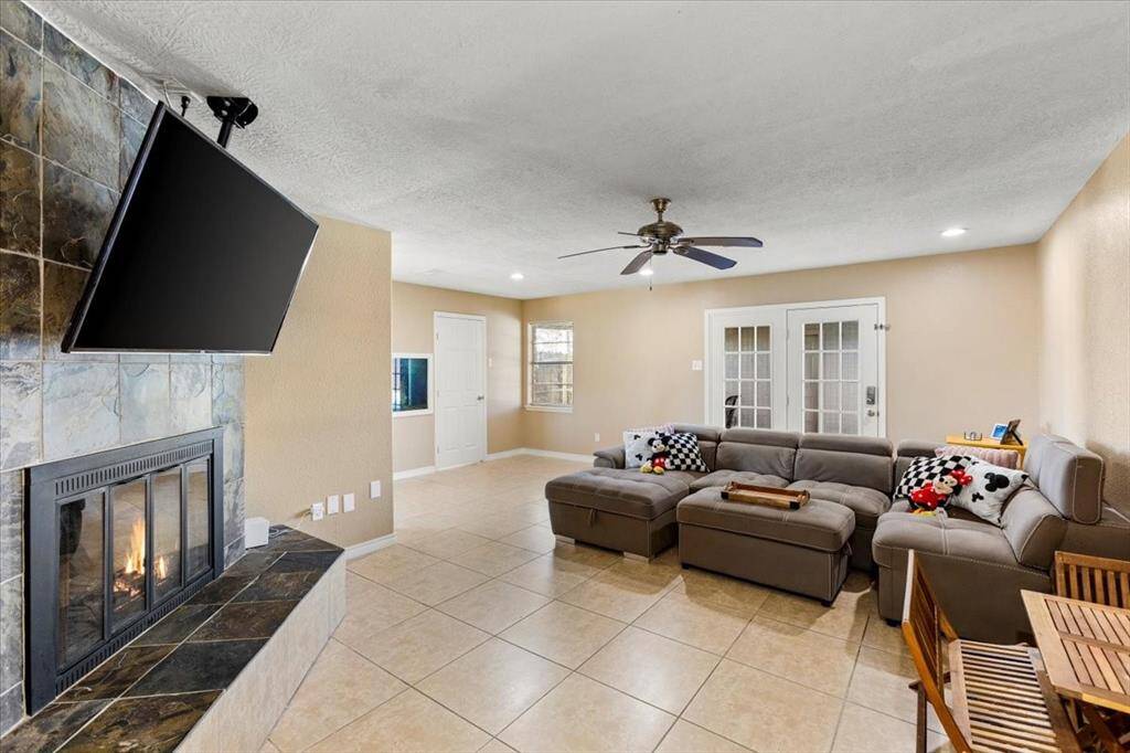 Large family room with fireplace