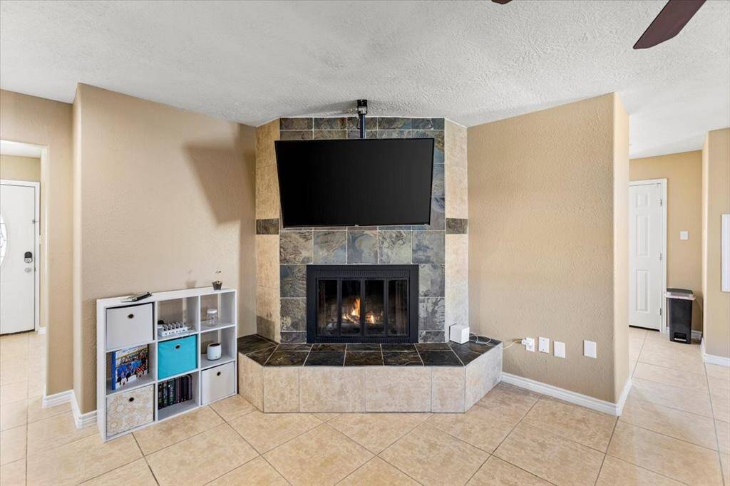 Fully tiled fireplace