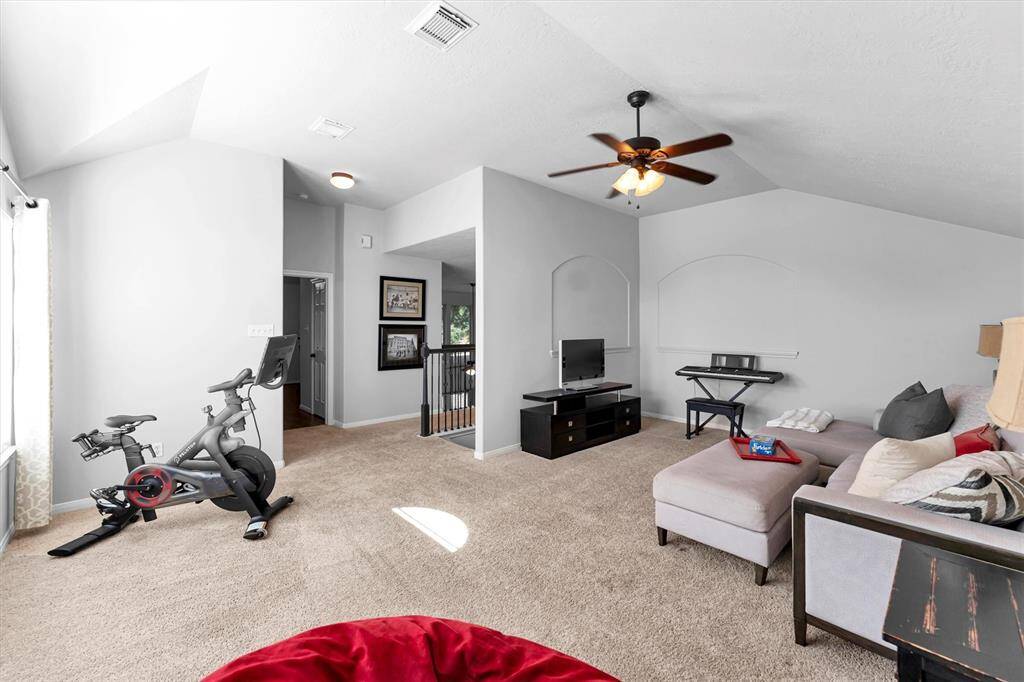 Large multi purpose room up upstairs