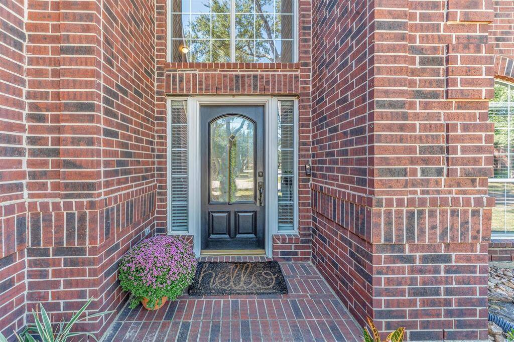 Welcoming grand front porch