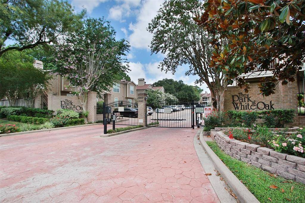 Entrance to property