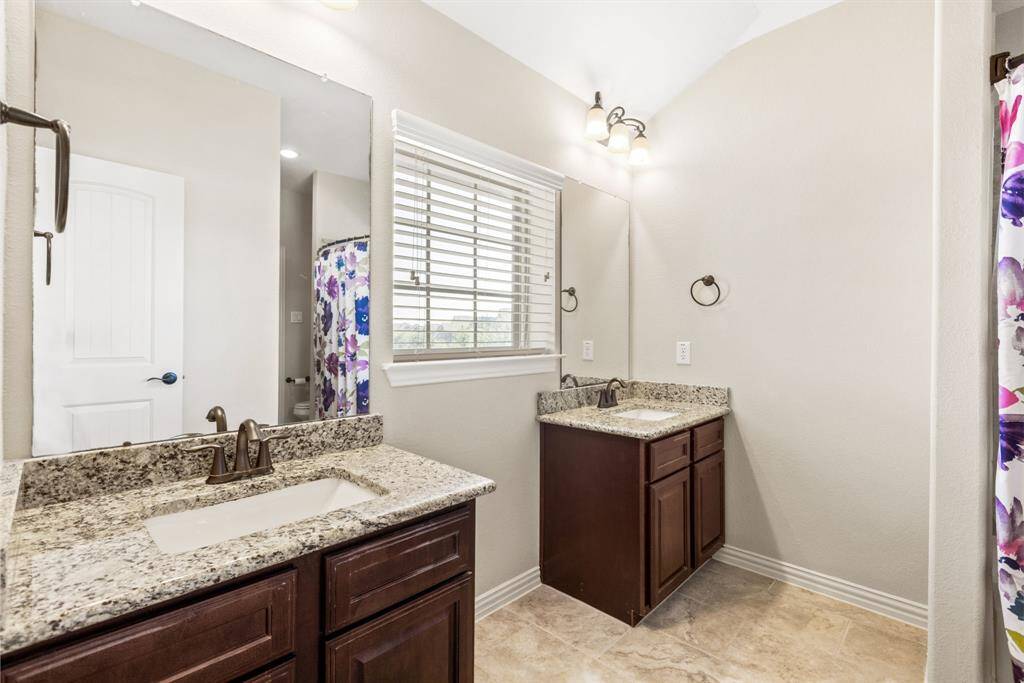 Double the Sinks, Double the Fun – With two sinks, there’s no more fighting over who gets the mirror first. Now you can both brush, primp, and prepare in perfect harmony—or just pretend you’re on a home improvement show.