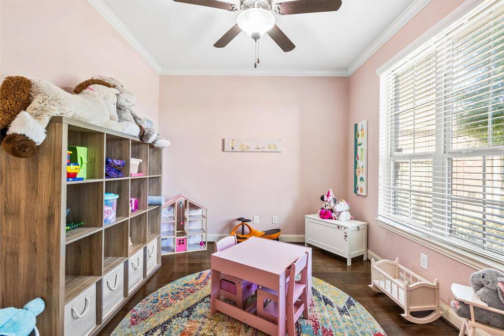 The Room That Does It All! Need a home office, playroom, or maybe a creative studio for your next big idea? This versatile flex space can handle whatever you throw at it—even a yoga class, if that’s your vibe today!