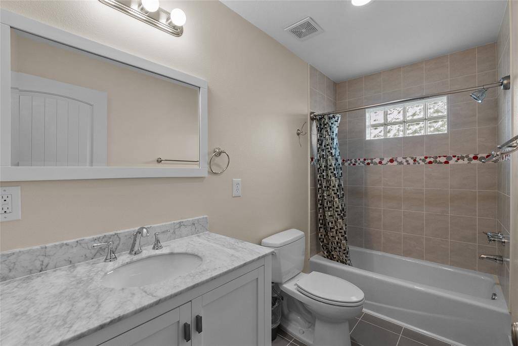GUEST BATH