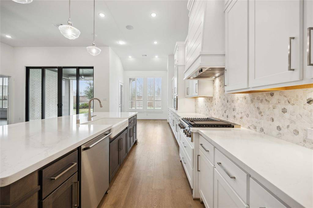 Ample countertops and storage