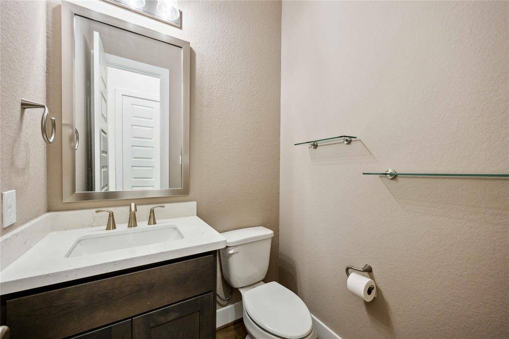 Powder room