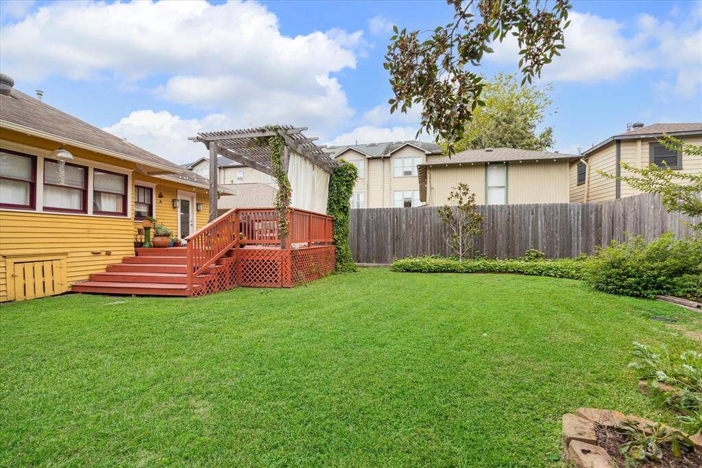 Your family and the family dog will LOVE this yard.