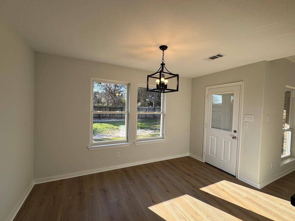 Spacious dining room