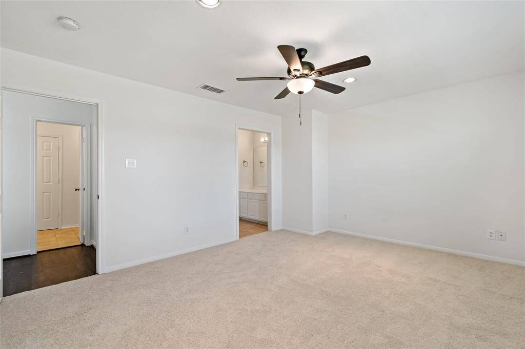 Another upstairs bedroom