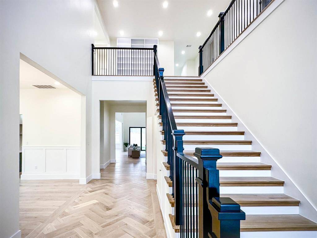 Iron railing to the second floor