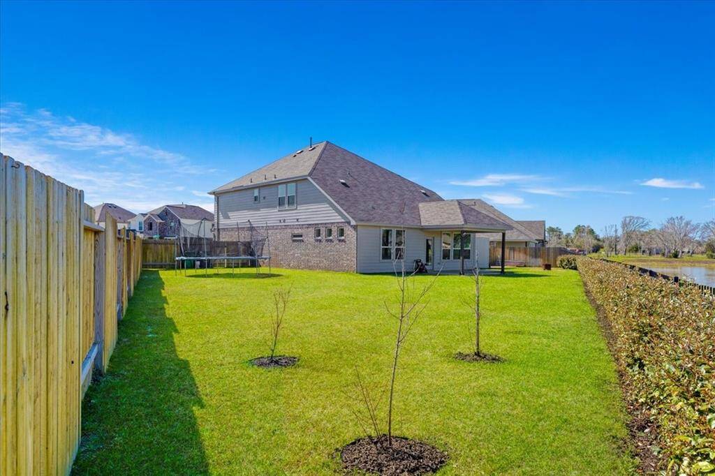 Huge backyard plenty big enough for lots of play and a pool!
