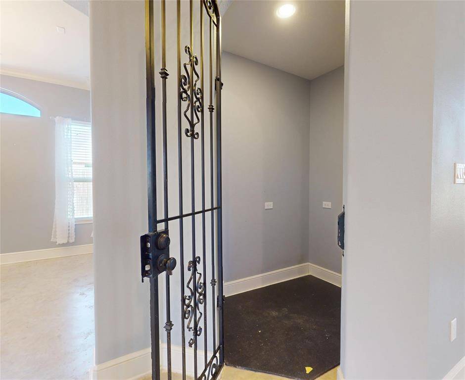 Beautiful open door built in dog kennel