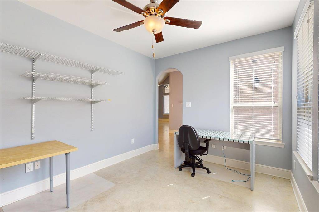 Sunroom off the kitchen